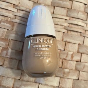 NEW Clinique Even Better Clinical Serum Foundation